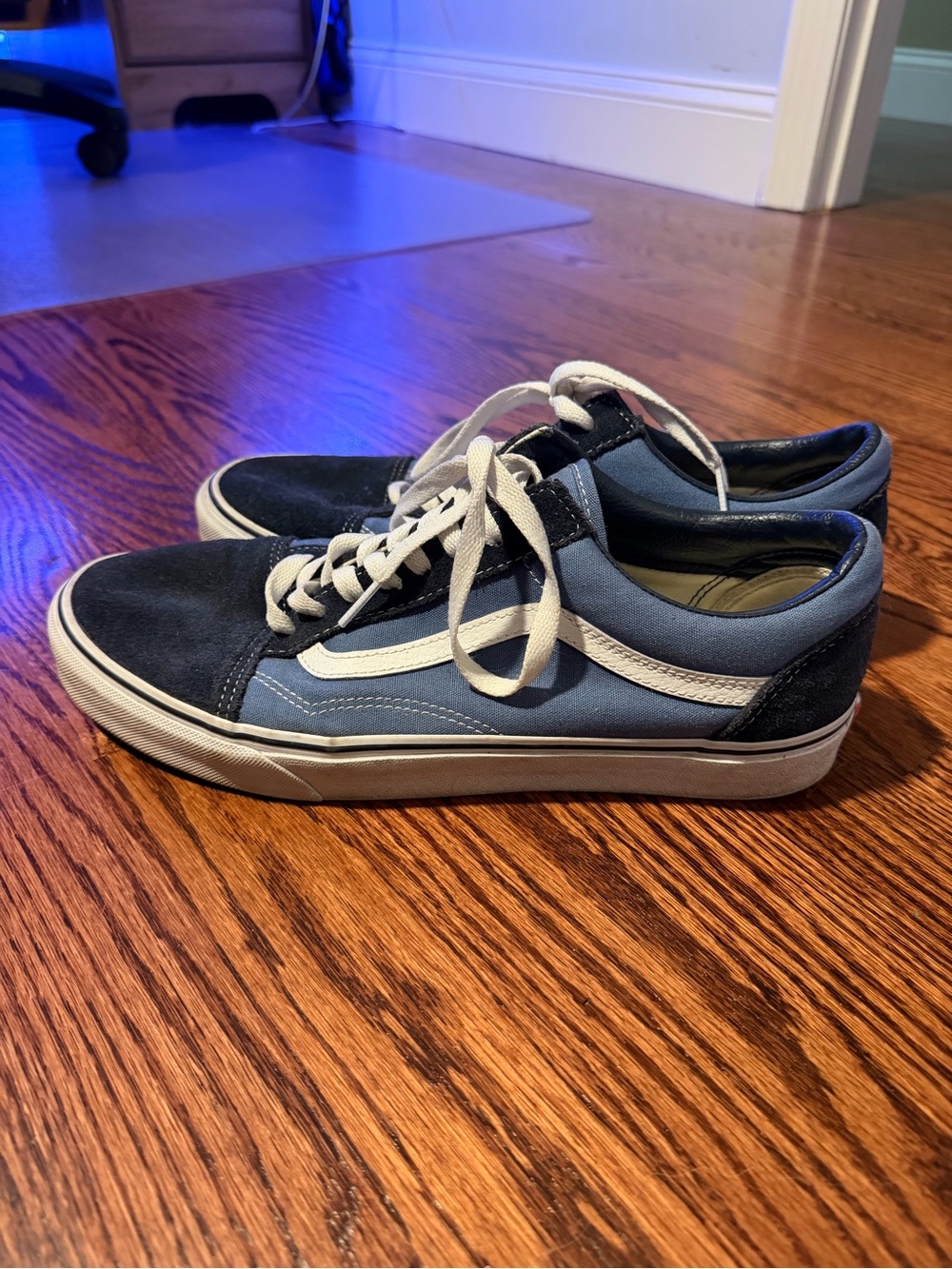 Vans Navy and Light Blue Old Skool Low-Top Sneakers